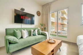 Nature-Themed Stay with 4K Projector